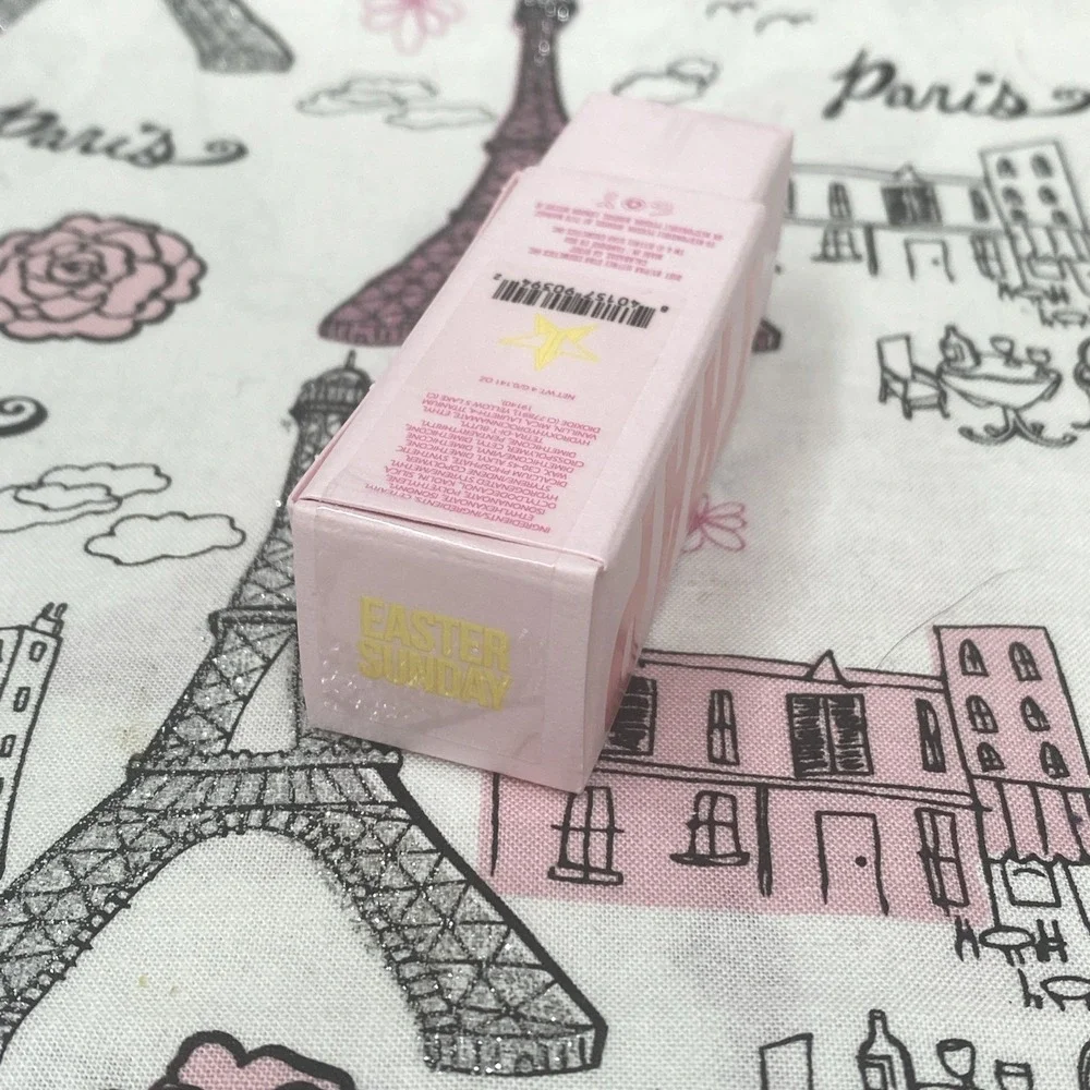 Jeffree Star Velvet Trap Lipstick in easter Sunday‎